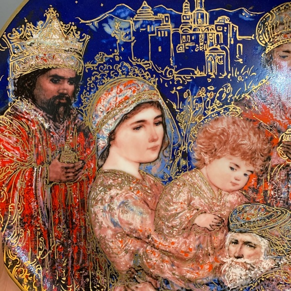 Hidel Plate Hand painted HOLIDAY ITEM 🎄 - Picture 3 of 6